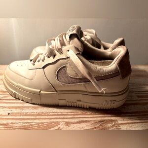 Air Force 1 Pixel Sneakers